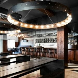 Železný rustikální lustr